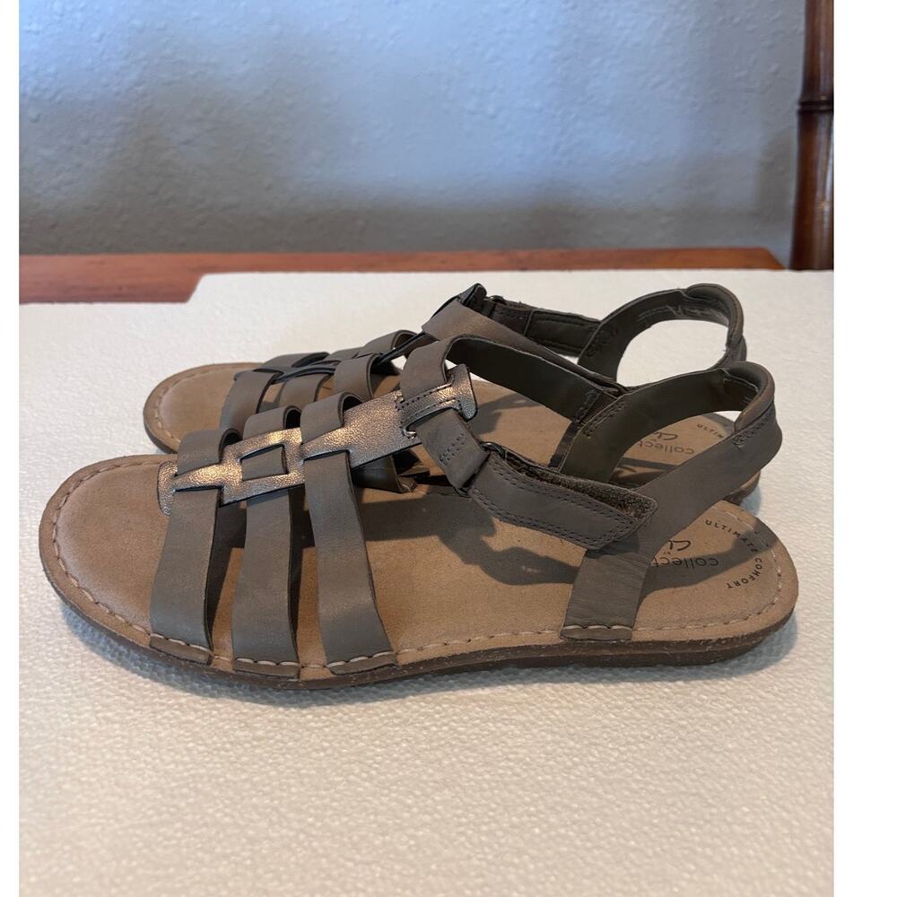 Clarks Gray Leather Strappy Flat Sandals Size 9.5 Excellent